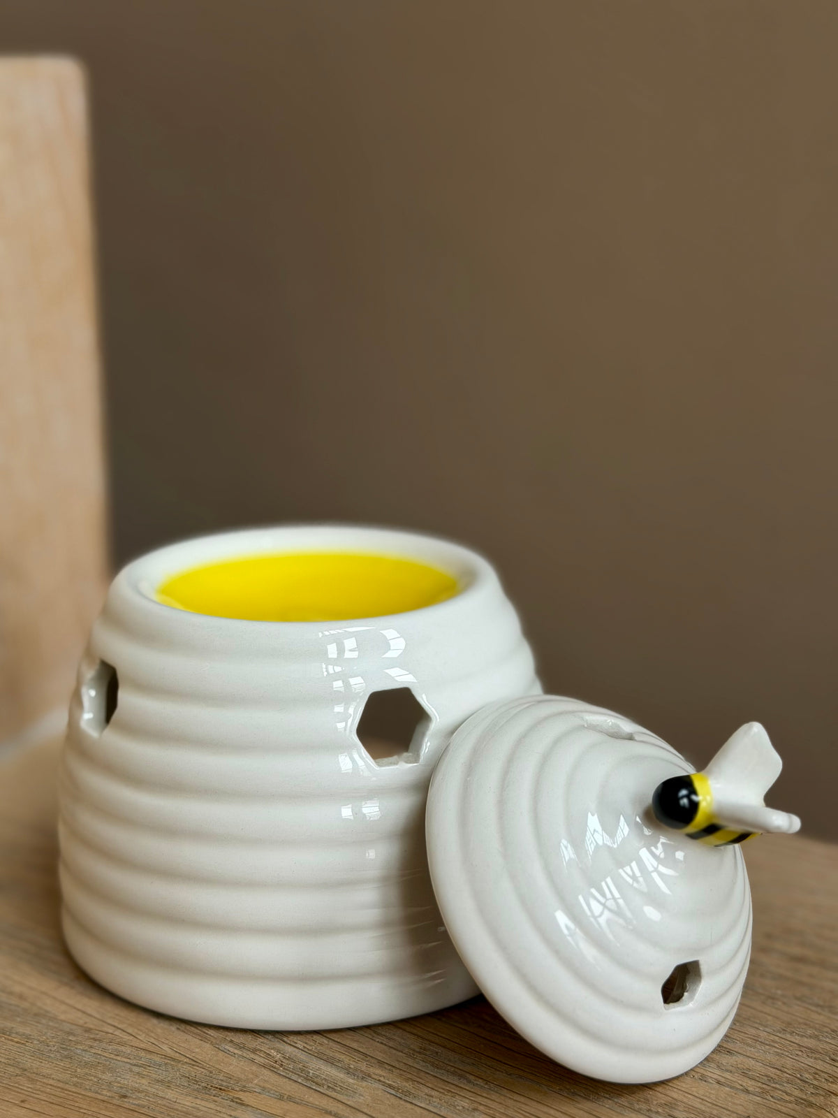 Beehive - wax burner