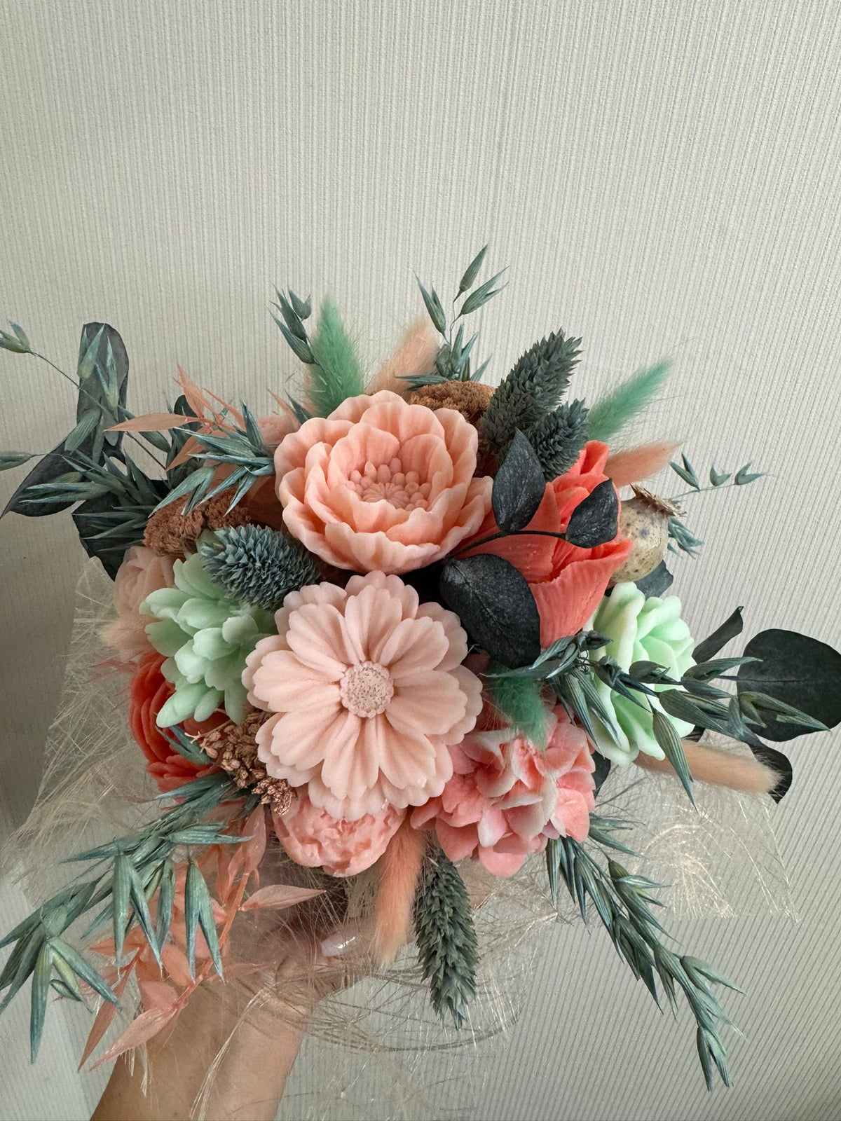 Bloemenboeket van sojawas - mint groen & zalmroze