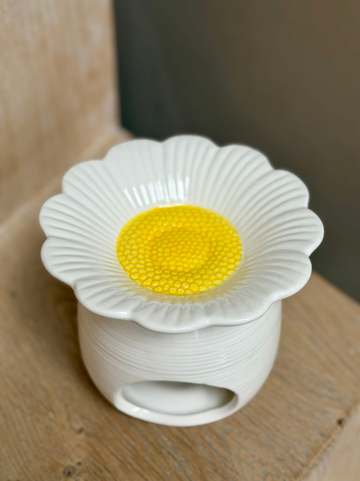 Daisy bloom - wax burner