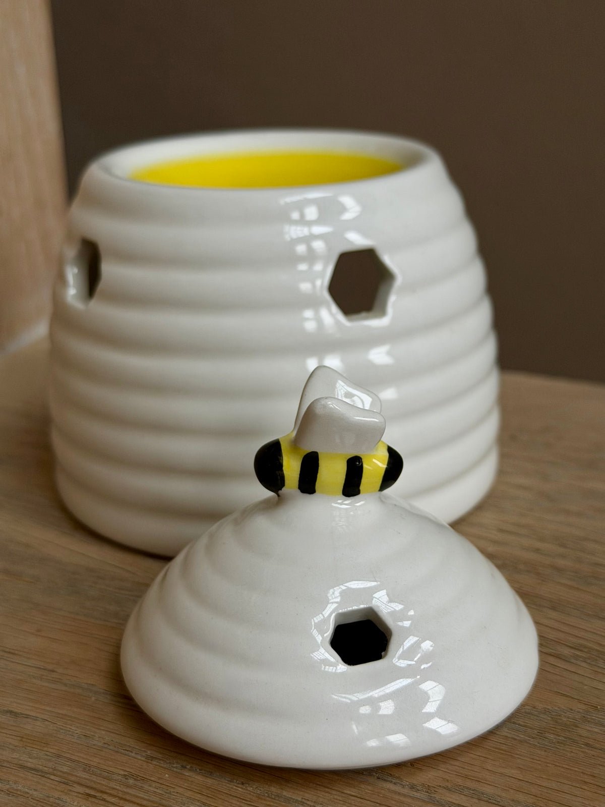 Beehive - wax burner