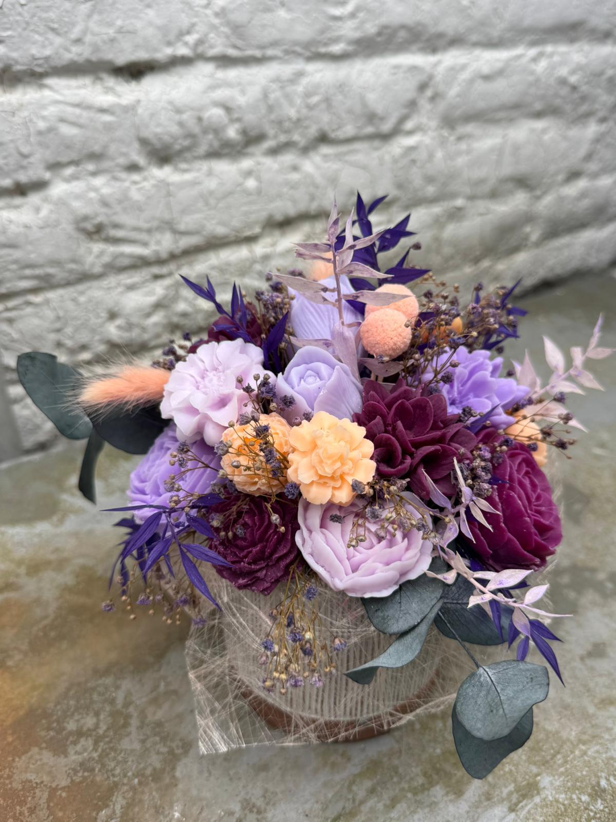 Bloemenboeket van sojawas - paars, lila & pastel