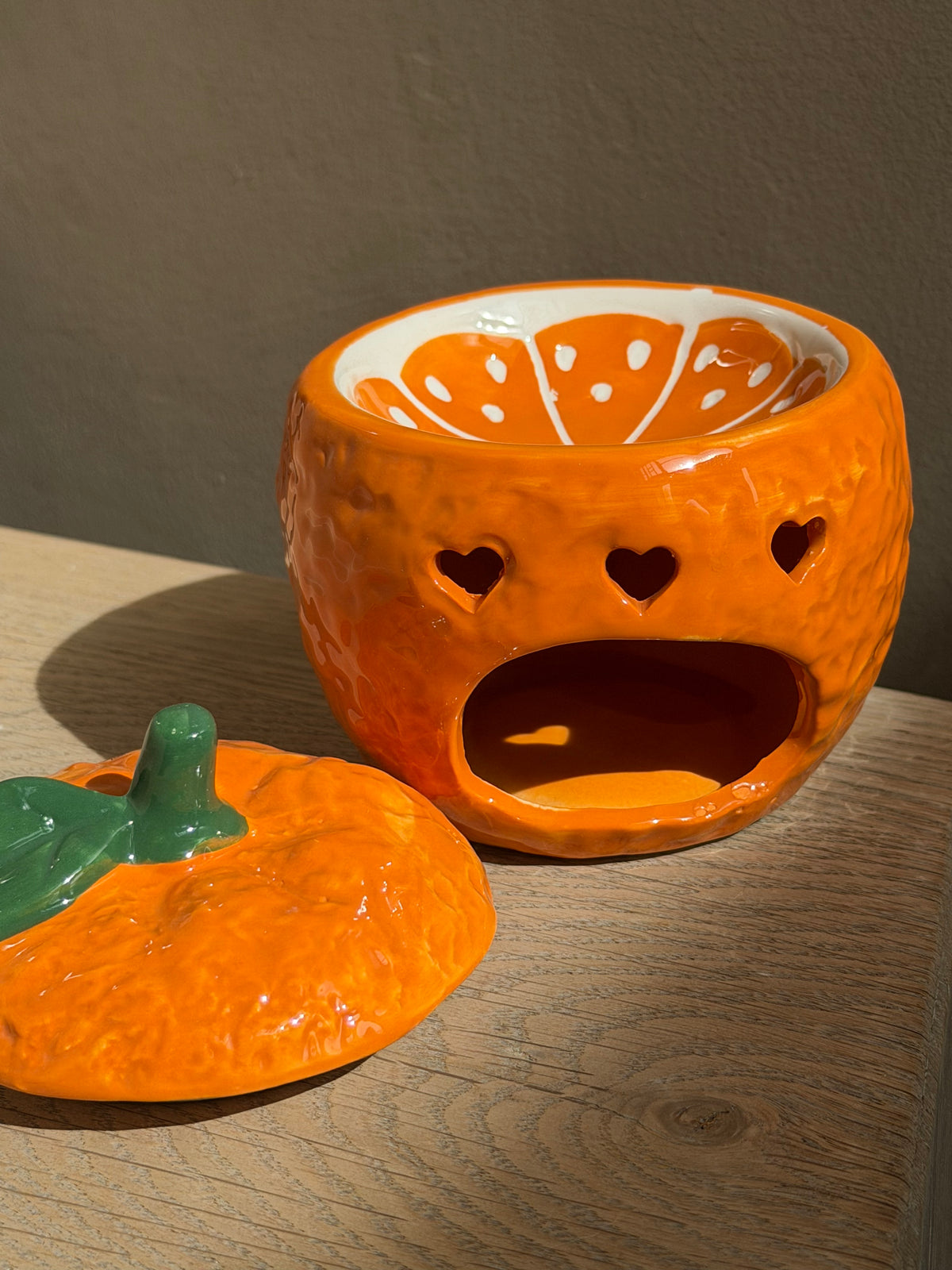 Orange waxbrander