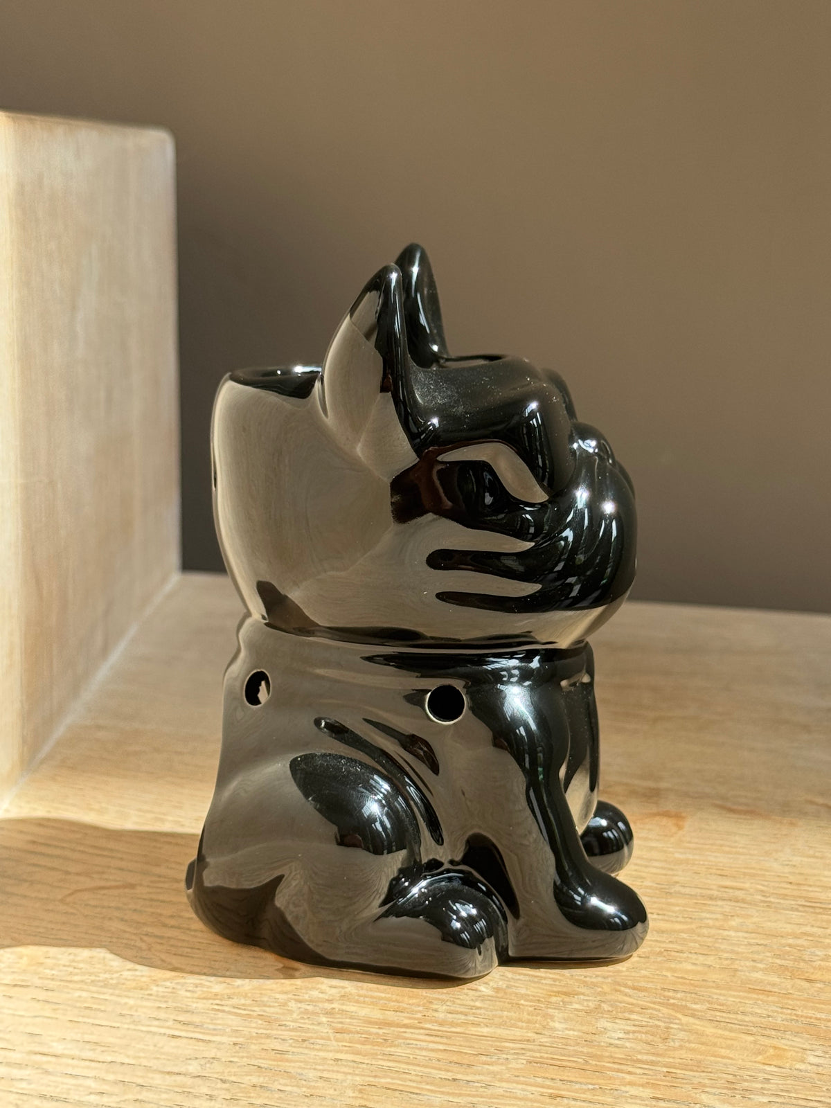 Black Bulldog waxbrander