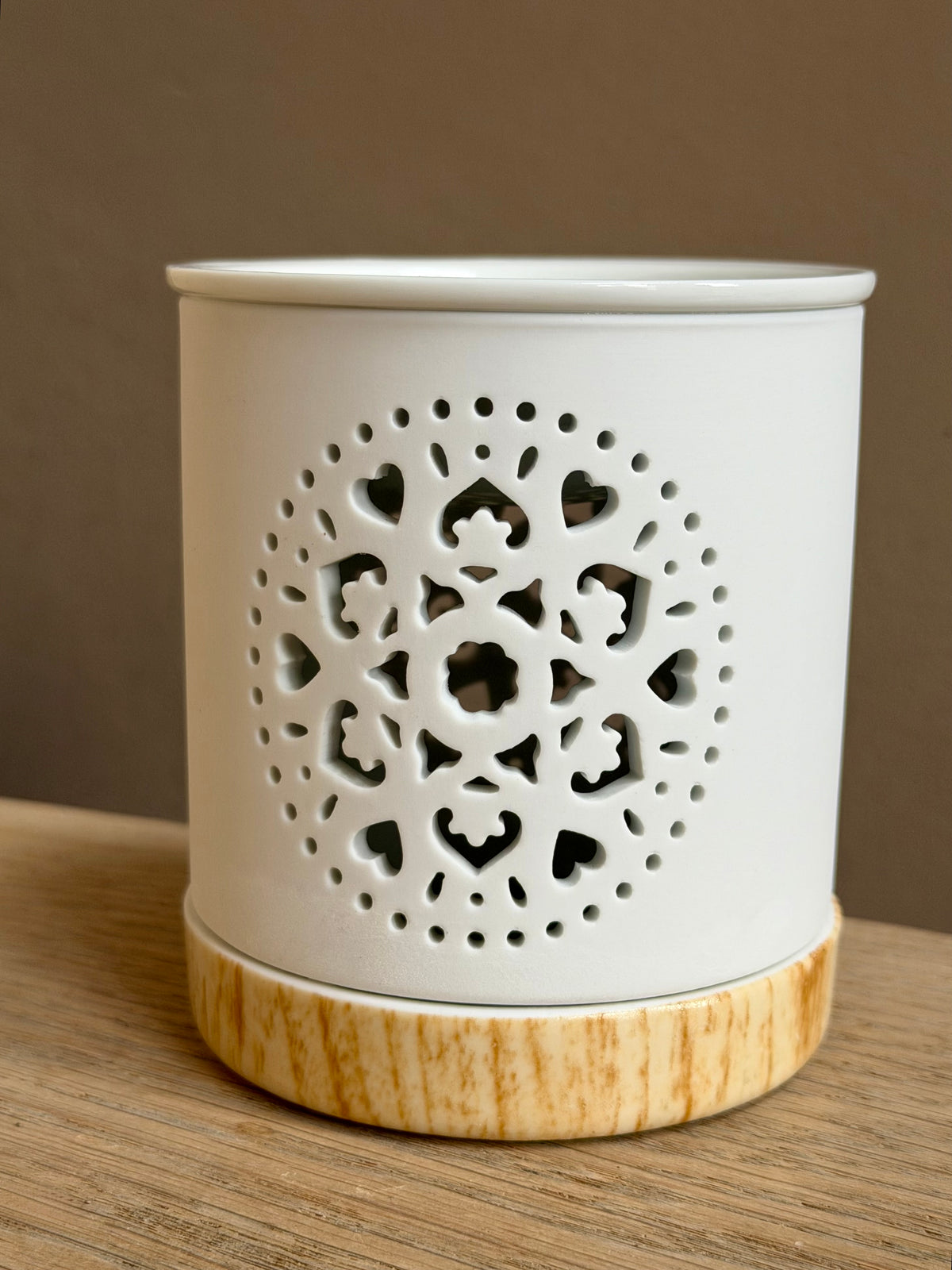 White Mandala - wax burner