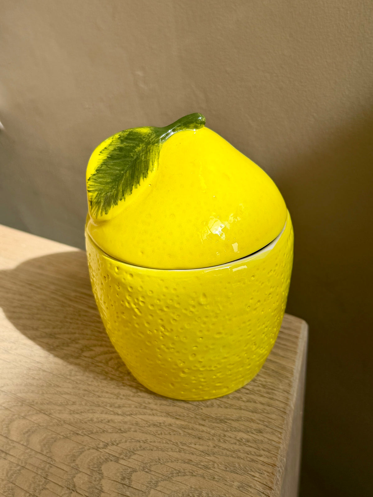 Lemon wax melt burner