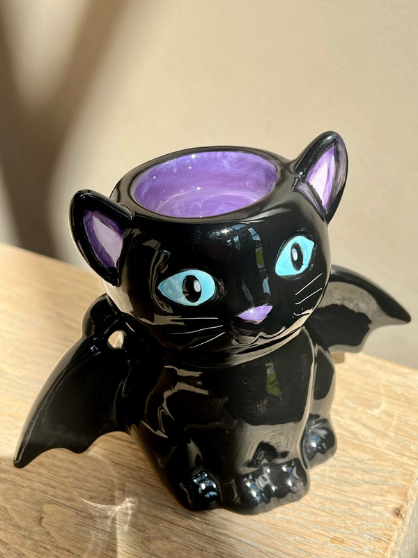 Catbat waxbrander