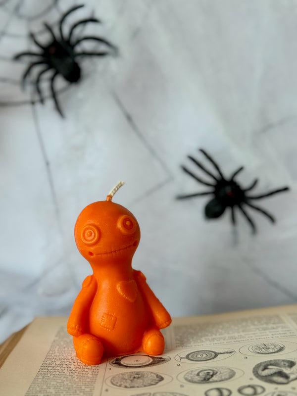 Voodoo Doll kaars