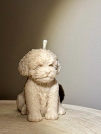 Zittend hondje - kaars