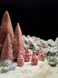 Les Gnomes d'Hiver – Set de 4 bougies gnomes de Noël