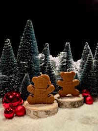 Ginger & Joy – Set of 2 Gingerbread Bear Candles