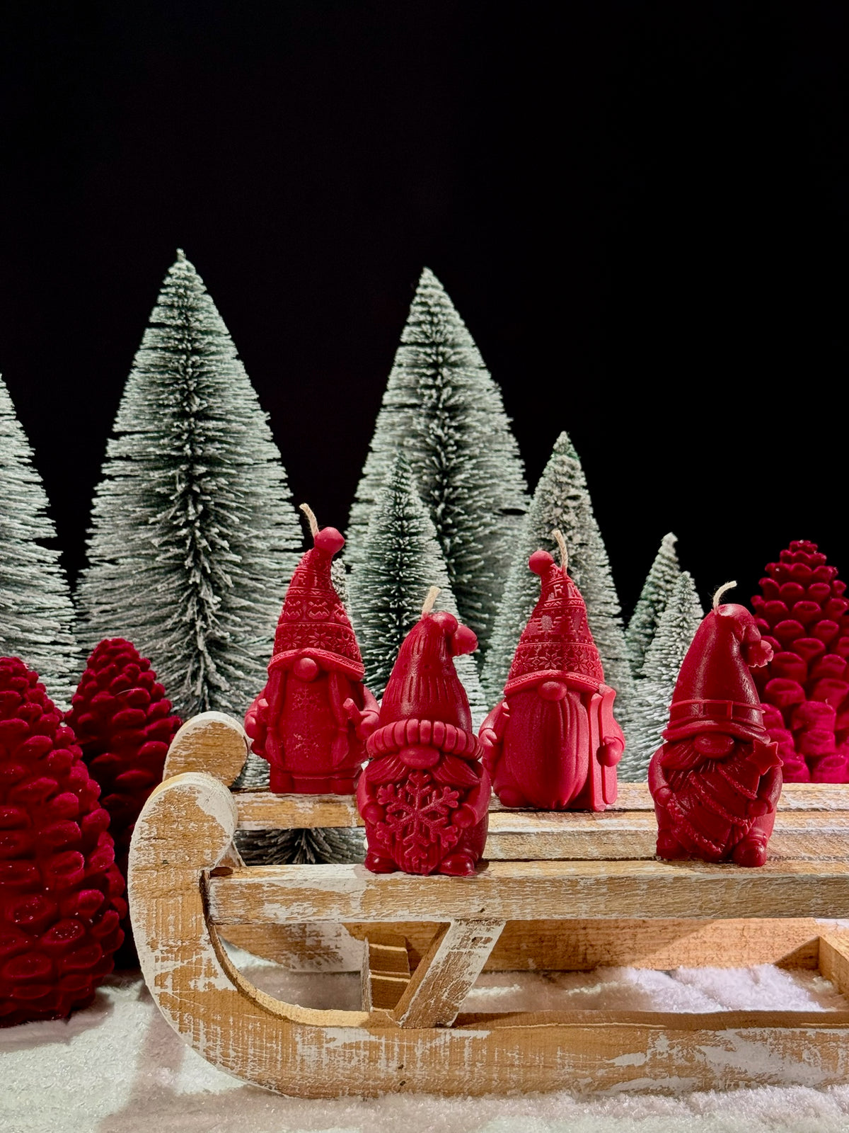 Les Gnomes d'Hiver – Set de 4 bougies gnomes de Noël