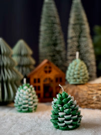 Pine cone candle