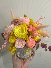 Soy wax flower bouquet - pastel yellow and light rose